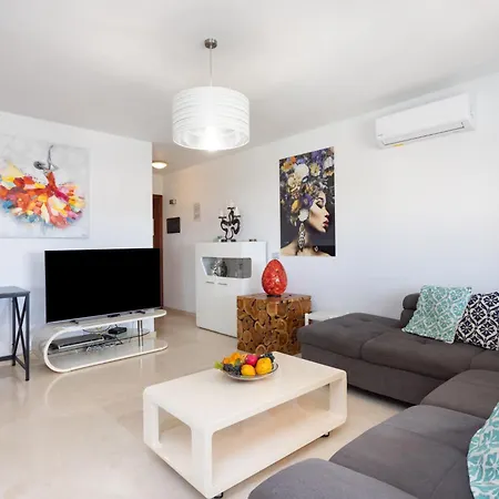 Apartment Paraiso Del Mar By Interhome *